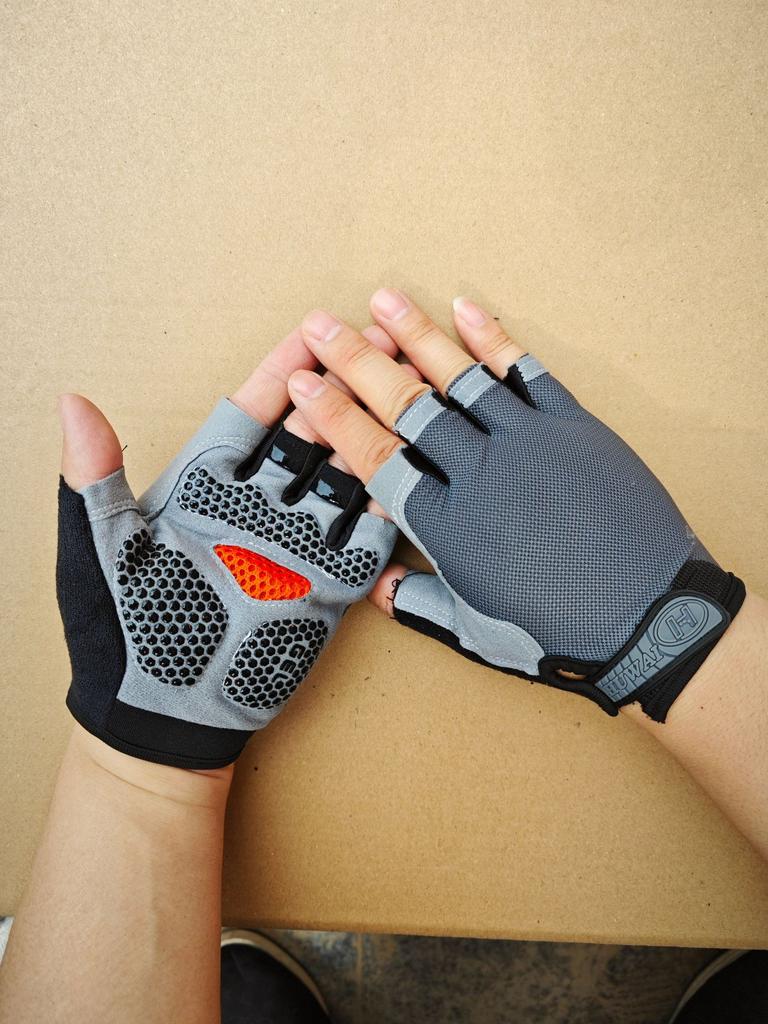 SANTIC Cycling Half Finger Gloves for Men Women, Anti-Slip Shock-Absorbing Breathable Mesh, for Gym Yoga Driving Outdoor Sports