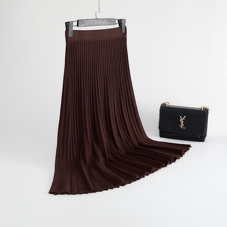 Autumn 2022 A-Line Knitted Midi Skirt: Lu Gong Style Flared Slimming Skirt with Pleats