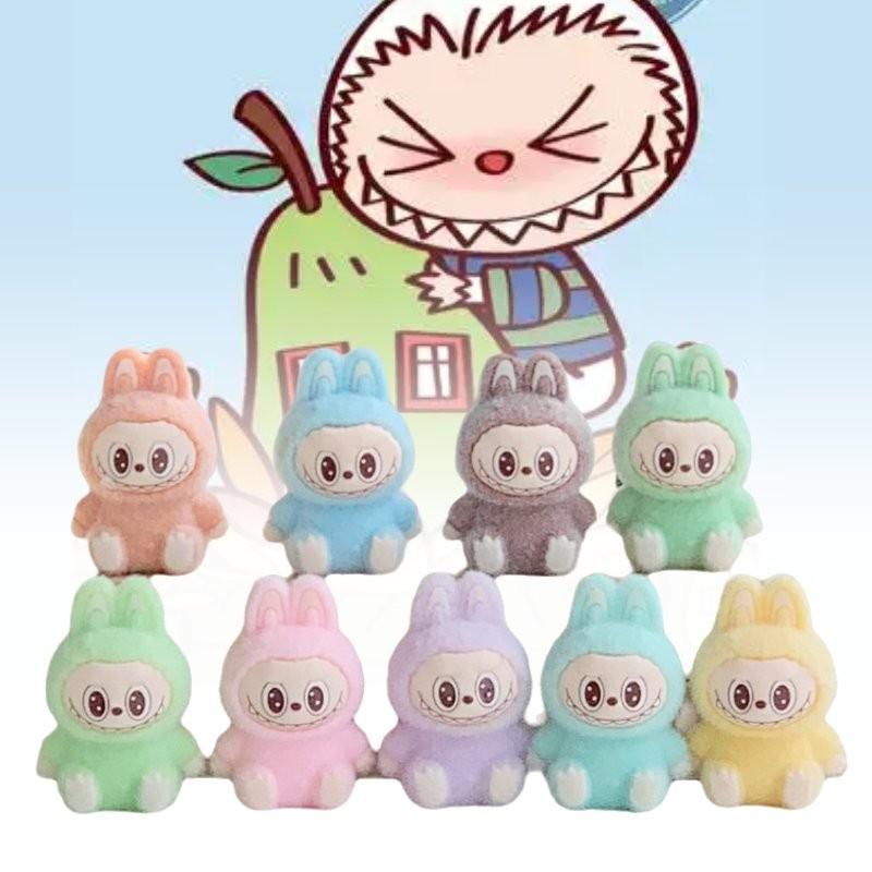 Entzückende Mini-Samtfigur Süße Dämonenfigur Für Verspielte Dekoration Und Sammlerstücke