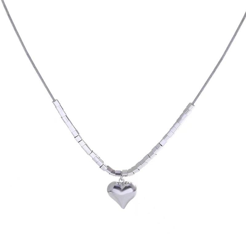 Silver Titanium Steel Love Necklace Women's Ins Tide Niche Design Simple Fashion Collarbone Chain Temperament Versatile Sweater Chain
