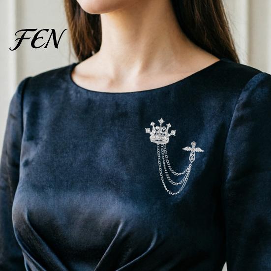 Dark Light Zircon Brooch Men's Pin with Chain, British Crown Cross Angel Lapel Pin, Rhinestone Suit Cool Tone Silver Badge Tassel Chain for