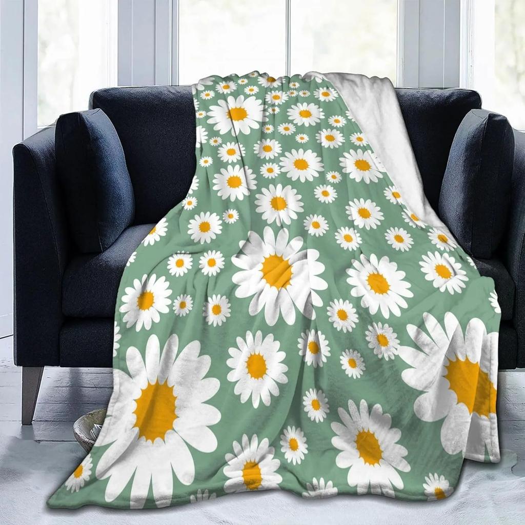 Charming White Daisy Pattern Soft Throw Blanket – Lovely Floral Design for Couch, Bed, Car, Camping, All-Season Use