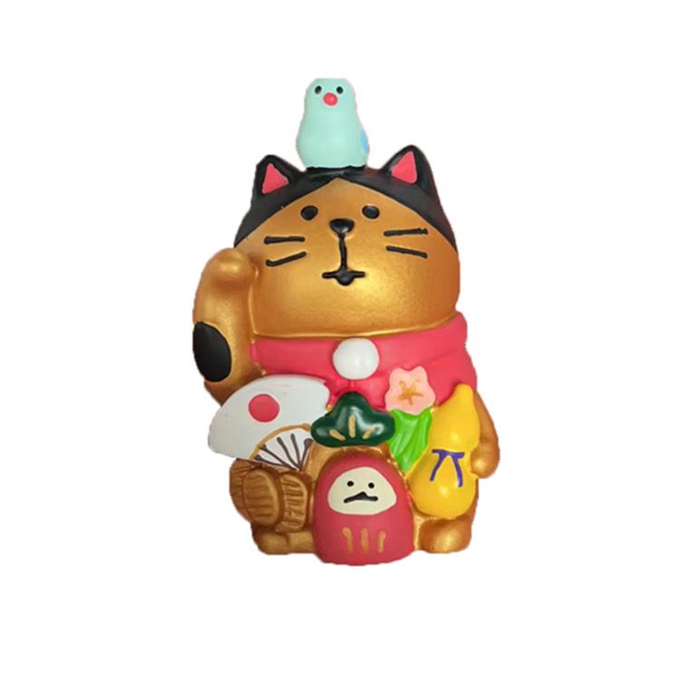 Japanese ZAKKA Creative Mini Maneki-neko Lucky Cat Figurine - Resin Ornament