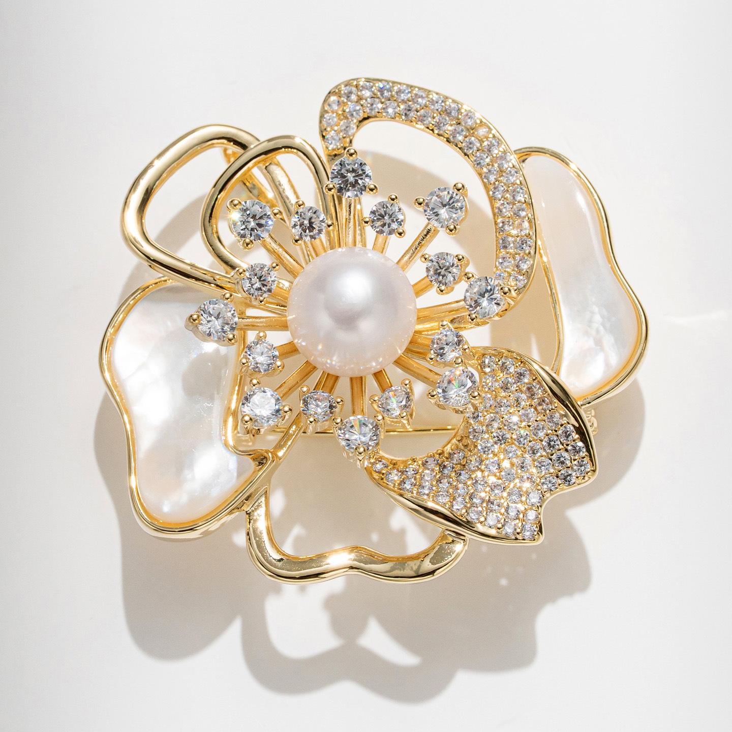 Bo Xin Yun Pearl Shell Peony Brooch: Elegant High-End Pin Accessory