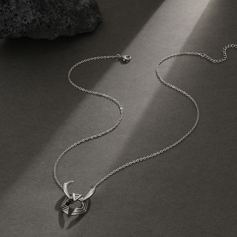 European and American Bull Head Pendant Street Hip Hop Retro Simple Fashion Punk Style Bull Horn Necklace Accessories