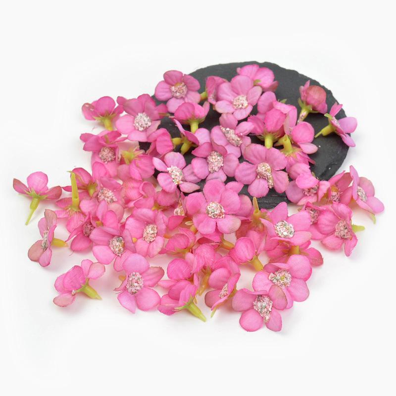 50/100 Stück Mini Gänseblümchen Künstliche Blumenköpfe Seide DIY Bilderrahmen Foto Requisiten Heimdeko Muttertag Hochzeit Dekoration