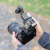 JJC DJI Osmo Pocket 3 Erweiterungsadapter Kamerakäfig mit integriertem Schraubenloch und Blitzschuh-Halterung für seitlichen Blitzschuh Leicht erweiterbar Innen