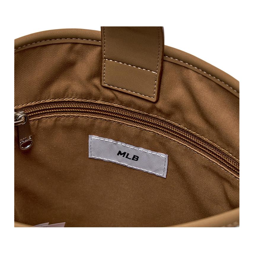 MLB 25FW New York Yankees Fashion Brand Print Adjustable Shoulder Strap Polyester Faux Leather Cotton Bucket Bag Unisex bags 3ABMMV65N-50BLL