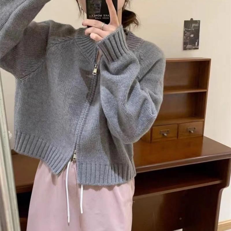 Retro Hong Kong Red Cable Knit Loose Sweater - Women's New Year Pullover
