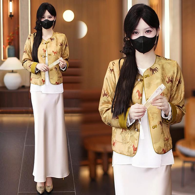 

Elegant Women s Jacquard Short Cardigan: New Chinese National Style for Spring & Autumn Extra Large