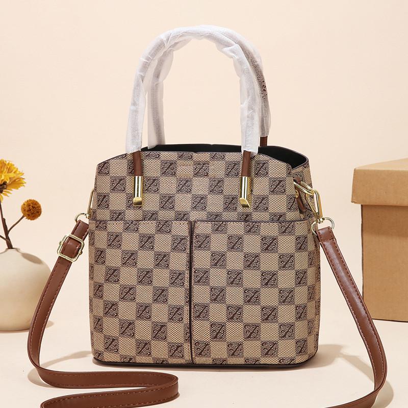 Medium Ladies Pu Tote With Inner Zipper Pocket And Splicing Details Chic Urban