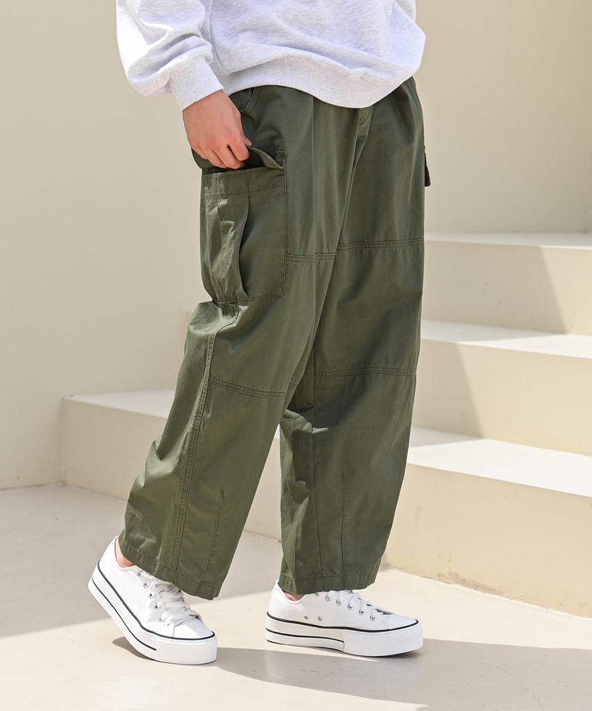 Jikeulib Elastic Waist Pintuck Flap Pocket Wide Cargo Pants