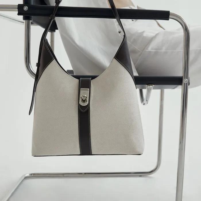 Rev Hobo Bag_Canvas Brown