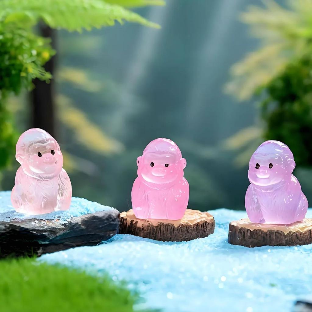10 / 20pcs Luminous Mini Resin Gorilla Glow In The Dark Compact Miniature Chimpanzee Tiny Monkey Animal Figures Ideal for DO-IT-YOURSELF Fairy Garde
