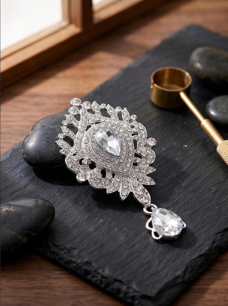 Vintage European-American Rhinestone Teardrop Brooch with Crown Pendant - Elegant Women's Accessory