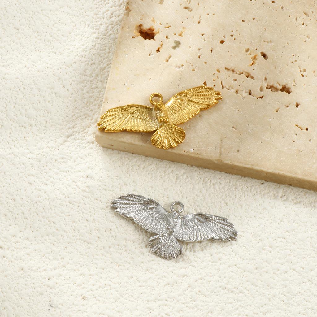 1 Piece 304 Stainless Steel Pendants Multicolor Eagle Animal 3D Charms For DIY Necklace Jewelry Making Findings 4.2cm X 1.9cm