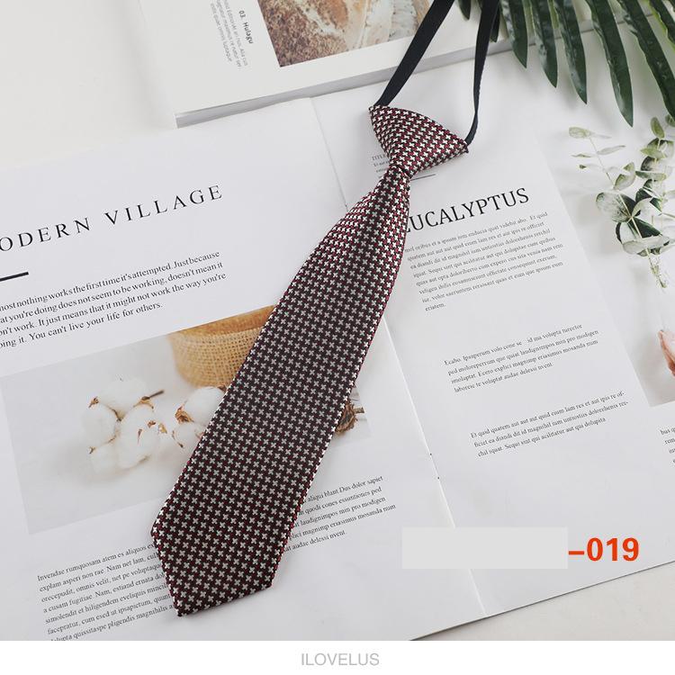 Children's Small Tie with Creative Fun Cartoon Polyester Short Lazy Knot Free Tie 6cm