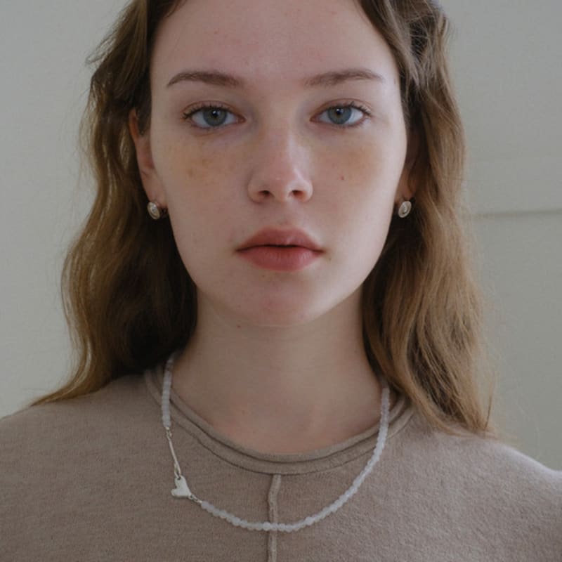 

reve Heart swell mano necklace FREE