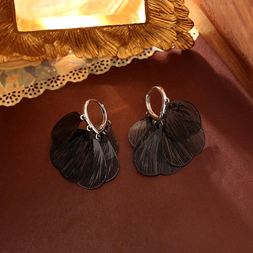 Trendy 24K Gold-Plated Leaf & Butterfly Wing Earrings for Women - Elegant Autumn/Winter Accessory