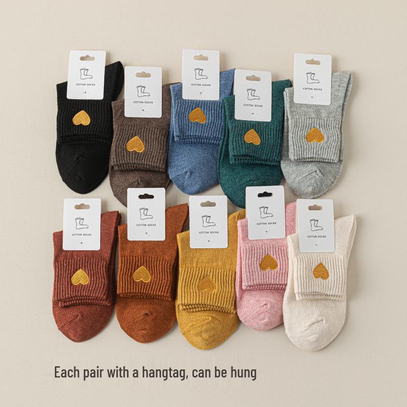 Women's Heart Embroidery Mid-Calf Cotton Socks – Solid Color, Sweat-Absorbing, Odor-Resistant, Ideal for Spring & Summer.