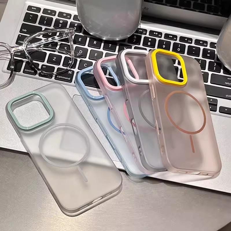 Applicable to iPhone16 ice mist translucent fine ring magnetic mobile phone case Apple 15 matte skin feeling large hole protective case