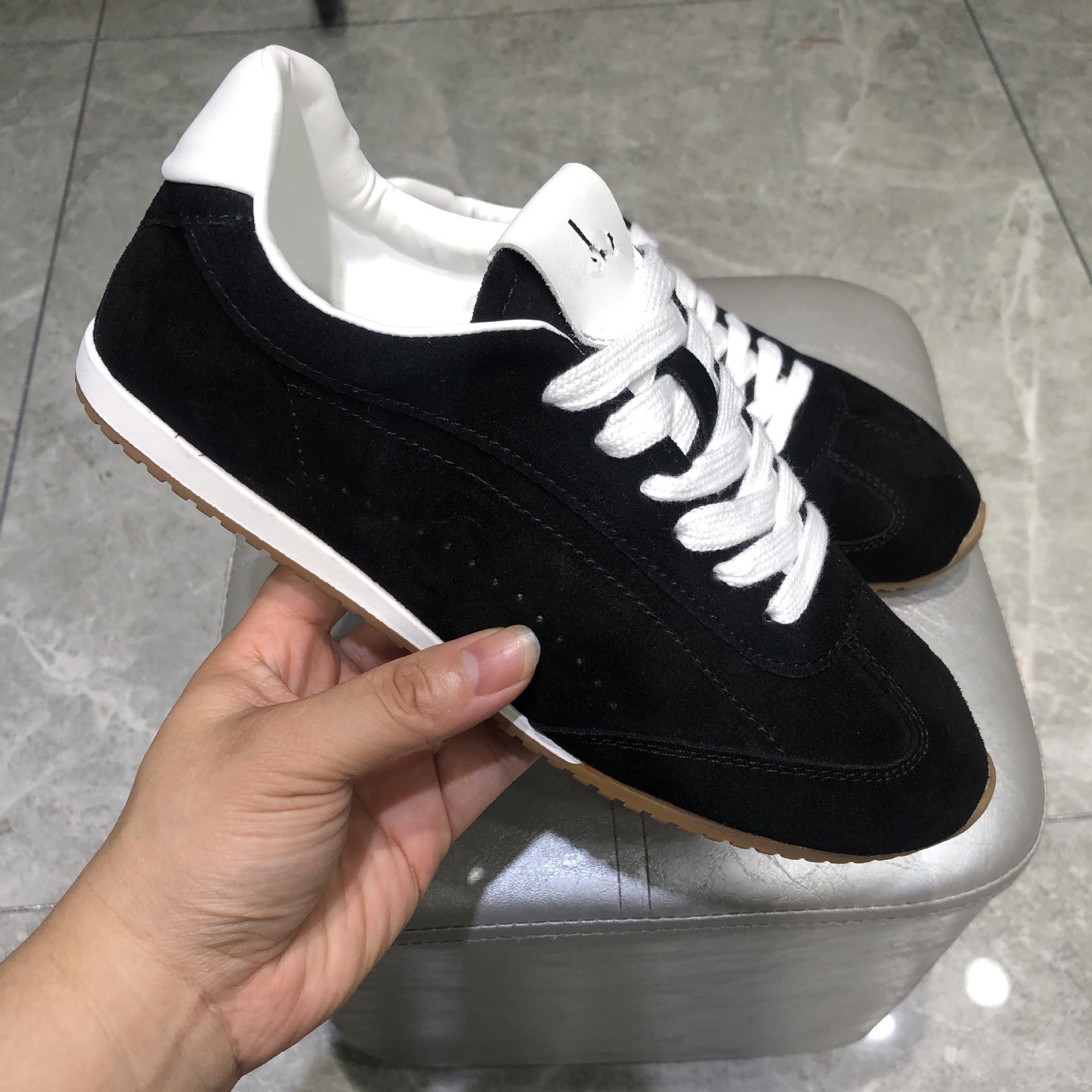 

Retro Couple Style Leather Trainers - Unisex 2025 Autumn Casual Sports Shoes 36 чорний