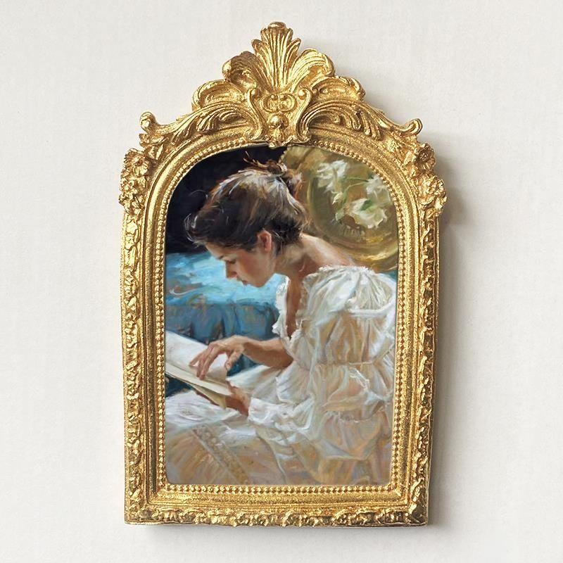 6-inch Vintage Gold Carved Photo Frame Painting Resin Wall Mural Crafts Home Room Desktop Decor Cafe Hotel Wall Accessories Art