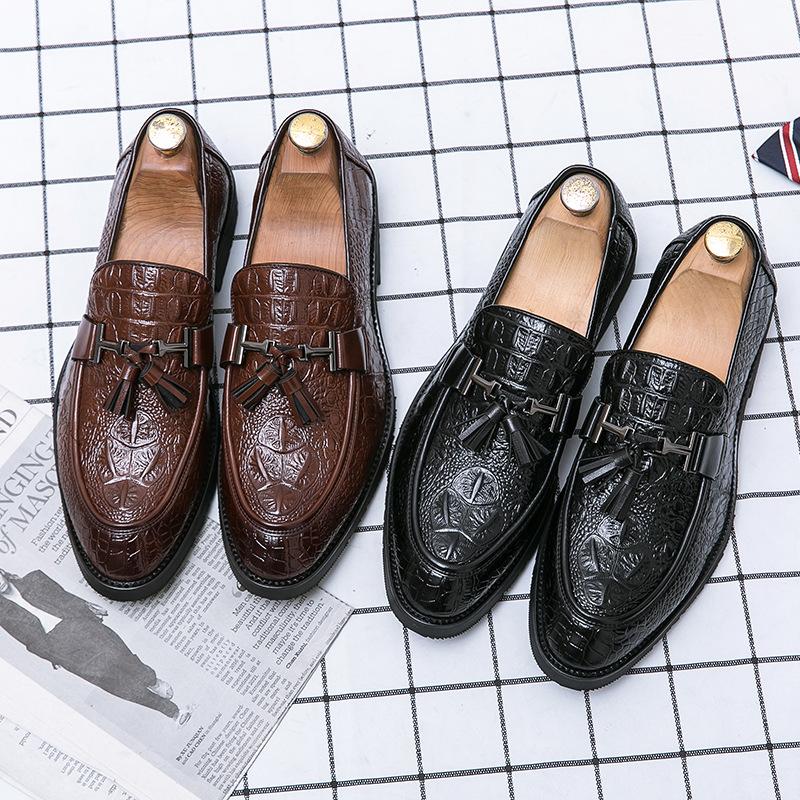 Leather Shoes Men'S Crocodile Leather Beanie Shoes Casual One-Pedal Loafers British Style Personalized Fringed Shoes Men'S Shoes Trend