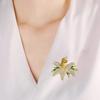 1/2Pcs Women Brooch Lapel Pin Rhinestones Inlaid Pin Flower Design with Sparkling Decorative