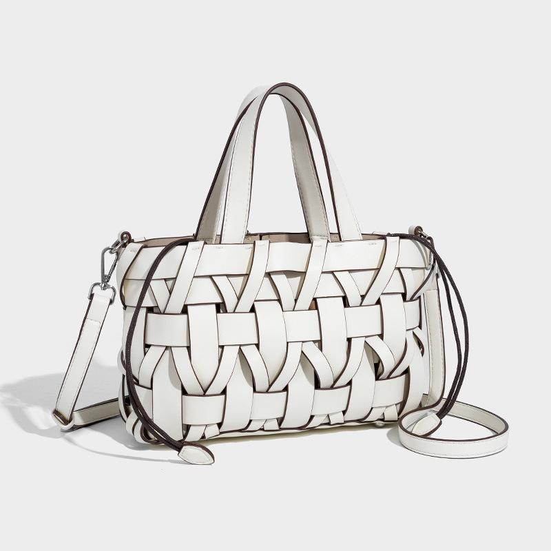 Fashiable Soft Leather Bucket Bag Women s Handbag Woven Hollow out Design Single Shoulder Crossbody Trendy New 2026 бежевый