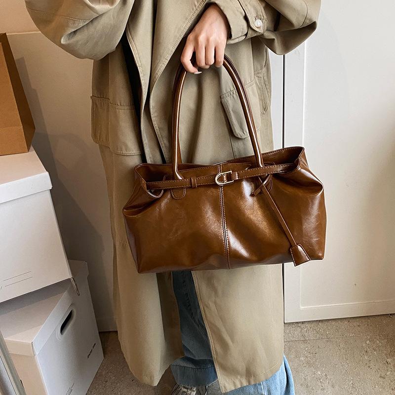 Bags Women's Bags Large Capacity Spring and Summer Leisure New Simple Shoulder Bags Underarm Bags Commuter Tote Bags