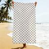 Schwarz-Weiß-Pünktchen Strandtuch Saugfähig Schnelltrocknend Sandfestes Handtuch Klassischer Retro-Pünktchen-Druck Sommerhandtuch für den Strand