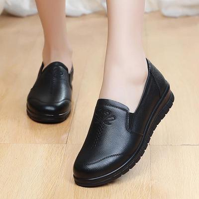 Nouvelles Chaussures en Cuir de Vache à Bout Rond et Semelle Souple pour Femmes d'Âge Moyen et Âgées
