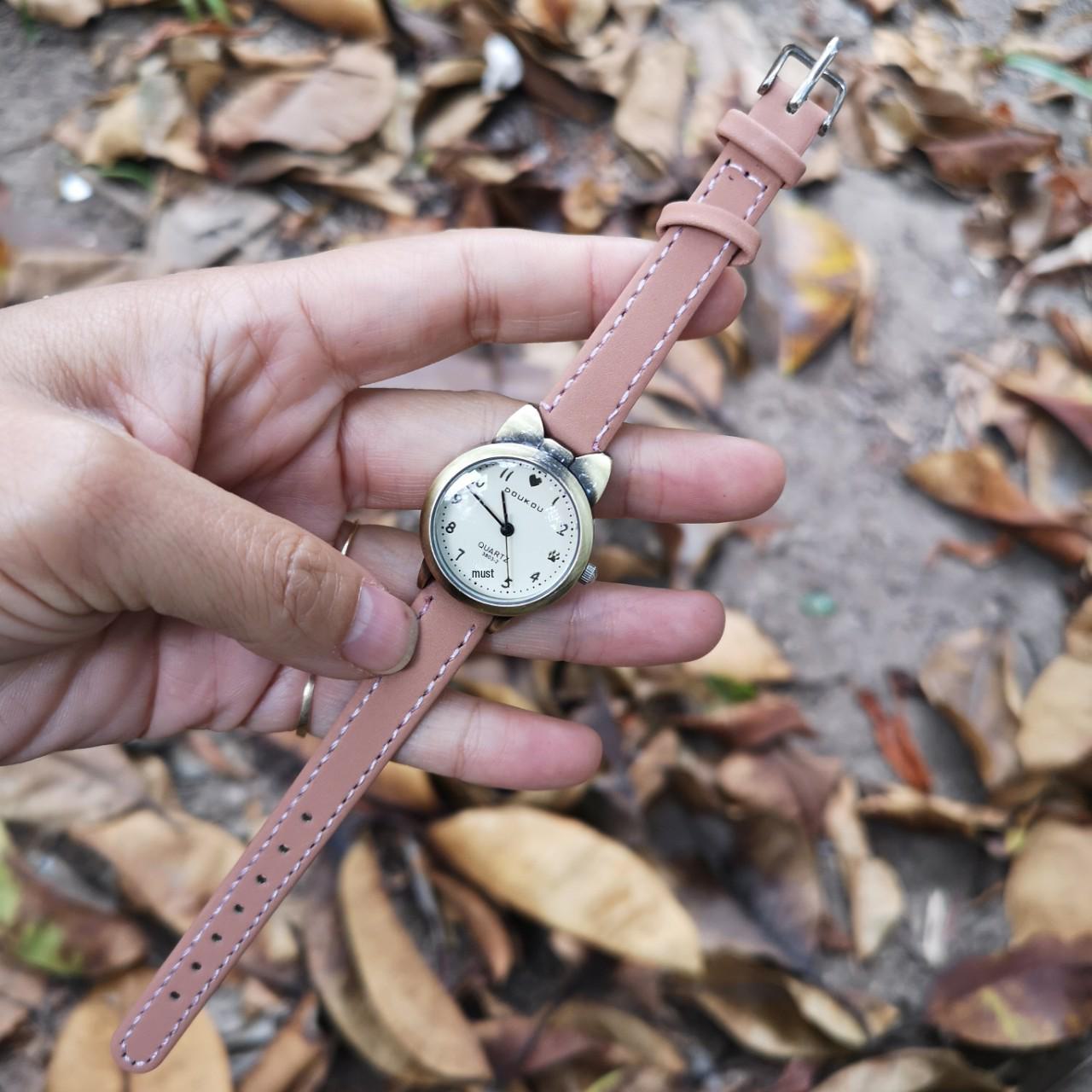 

Модные светящиеся ретро-бронзовые студенческие часы Kitten