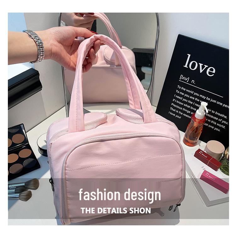 Women's 2025 Multi-Functional Cross-Border Handbag: Large Capacity Fashion Cosmetic & Toiletry Bag with Portable Partition Storage.