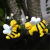 2Pieces Cute Climbing Bees Resin Pot Huggers Figurines for Personalizing Garden Patios Balconies and Home Decoration