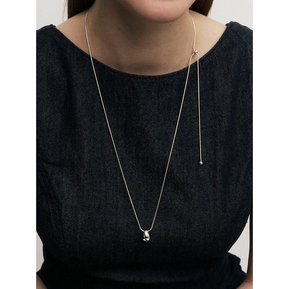 

Pebble Long Snake Chain Necklace