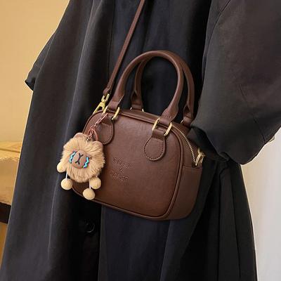 2025 New Women's Bag Autumn Winter Fashion Commuter Single Shoulder Crossbody Bag Vintage Bowling Handbag