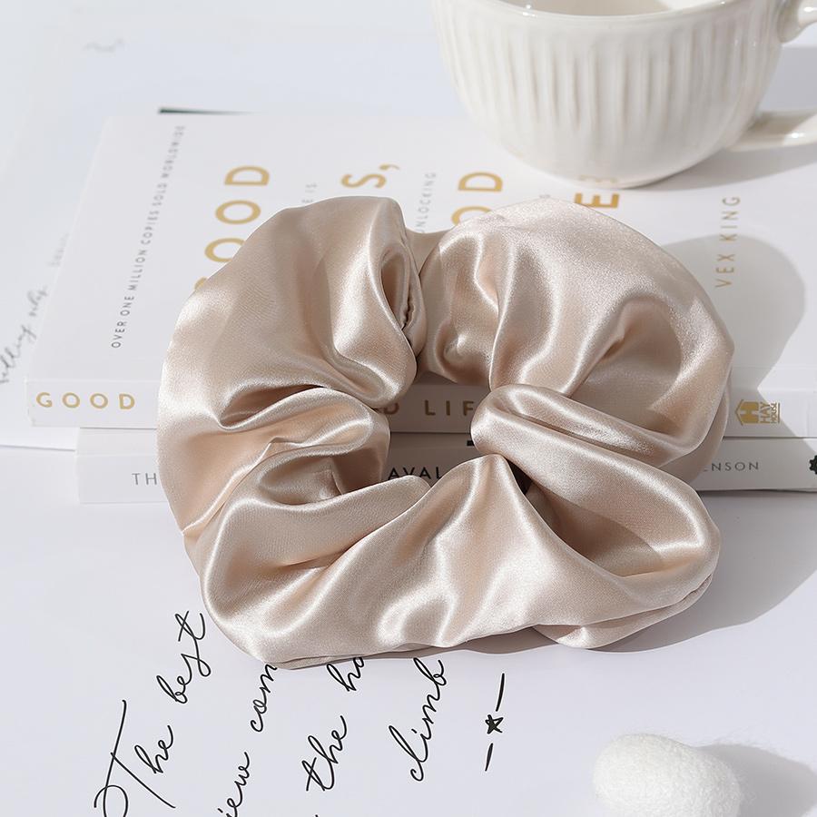 Custom logo 100% Mulberry 22momme  7cm Silk Scrunchies Hair Ties Hair Accessories for Girls