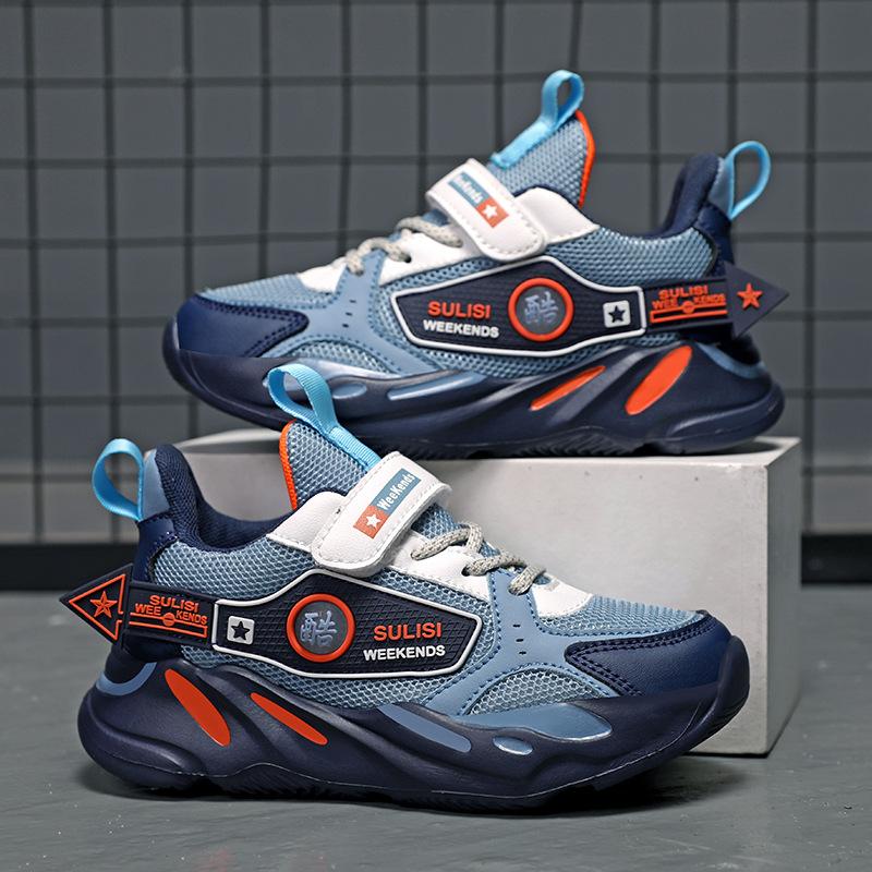 2025 Autumn New Classmates Men's Casual Children's Sports Shoes Medium and Older Children's Mesh Shoes Soft-soled Running Shoes
