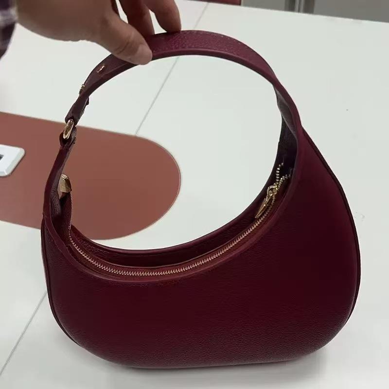 Single Shoulder Armpit Bag, Fashionable and Versatile, Exquisite Half Moon Shaped Staff, Hand-held Crescent Shaped Women's Dumpling Bag, Hand-held