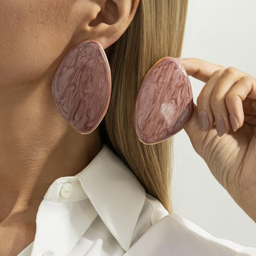 Temperament Light Luxury Resin Gem Stud Earrings, Retro Geometric Irregular Pleated Metal Oil Drop Earrings