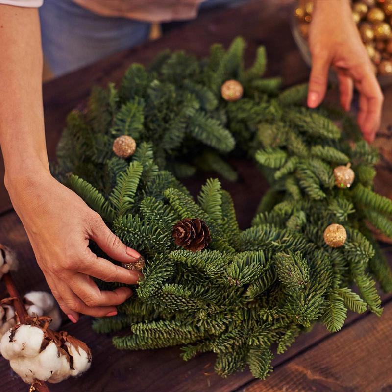 Wire Wreath Frame Metal Round Wreath Frame Base Christmas Metal Wire Frame Form Holiday Party Decoration Making Kit for Floral