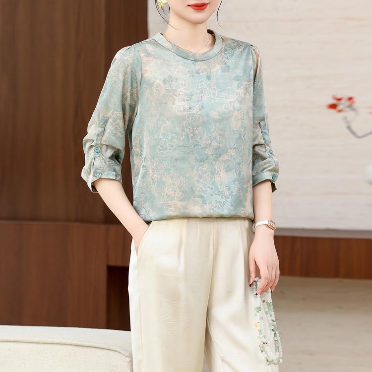 

Ash-Blue Tie-Dye Jacquard Top - Loose Fit, Mid-Mom Style, 3/4 Sleeves, Summer Slimming, Tummy-Covering, Small, Versatile. 3XL светло-зеленый