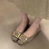 2025 Frühling und Herbst neue Metall quadratische Schnalle heller Mund einzelne Schuhe Damen dicker Absatz eckige Zehenpartie Mary Jane Schuhe Pendlerschuhe Modeschuhe