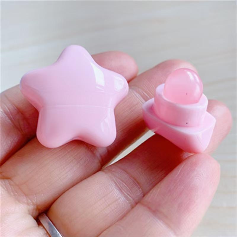 1PCS Mini Cute Portable Silicone Lip Brush Lipstick Brush with Cover Lip Brush Smudge Brush Carry-on Portable Brush Lip Gloss