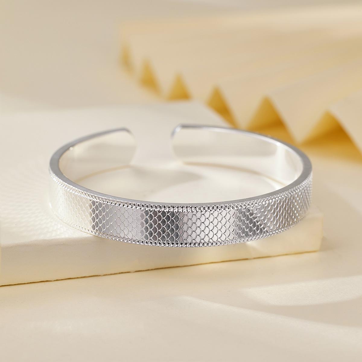 

Модный китайский открытый браслет-манжета «Рыбья чешуя» для женщин - Стильный браслет в стиле легкой роскоши, идеальный подарок на день рождения для девушки.