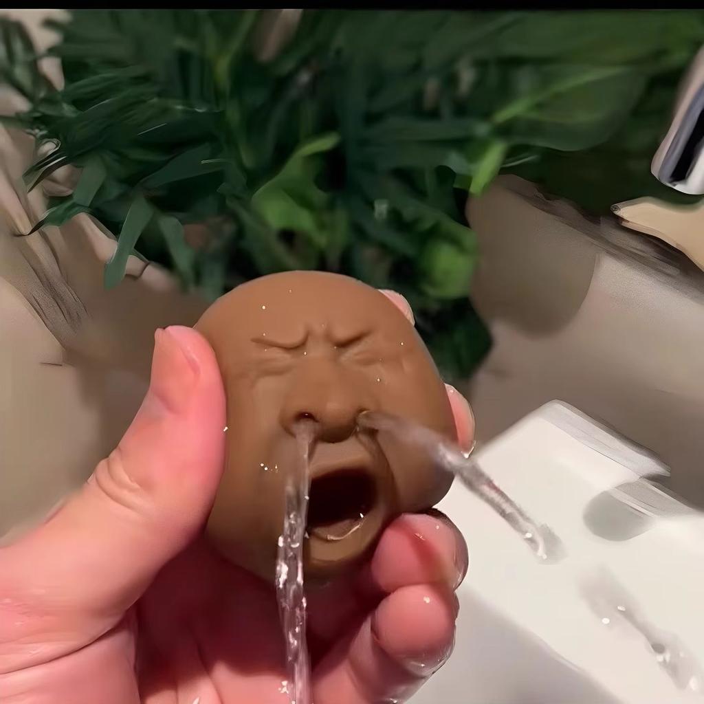 3pcs Trick Facial Yawning Water Spray Toy - Pinch Relaxation Portrait Pressure Nose Spray Gun Play Water Battle Stress Relief