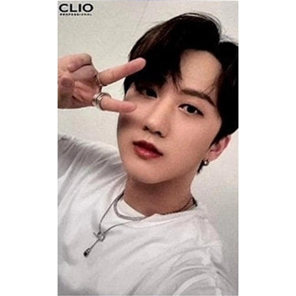 Stray Kids X CLIO OFFIZIELLE FOTO-KARTE SPICY MILD OFFICE Version.