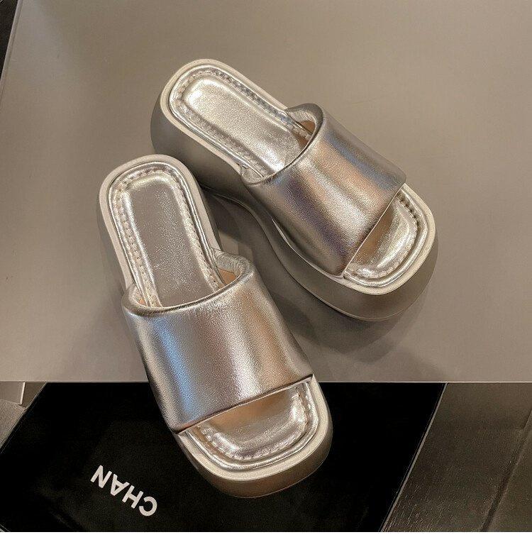 

Fashion versatile outer wear muffin thick bottom one-word slippers women s 2025 new summer casual heightening slope heel cool slippers 40 срібний